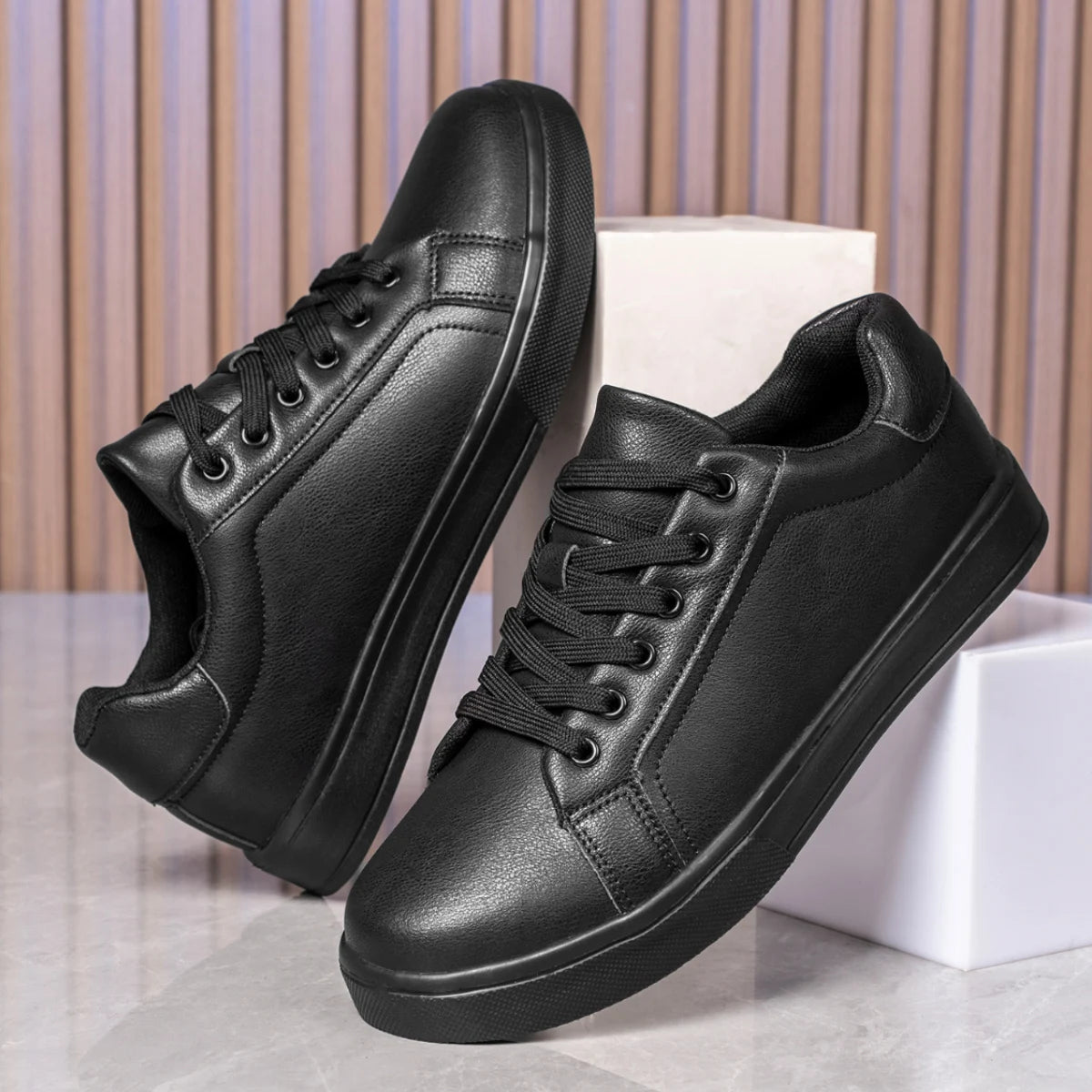 Men’s Casual Leather Low-Top Sneakers